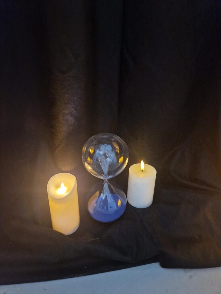 battery lights and a hour glass